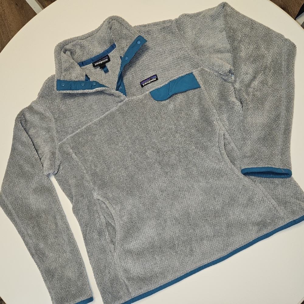 Patagonia Gray and Blue Fleece Pullover - Women's L
